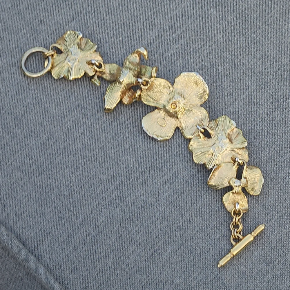 Kenneth j Lane Vintage Enameled Floral Flowers bracelet designer crystal… - Picture 10 of 16